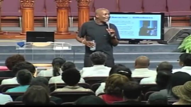 Bishop Noel Jones – Preaching 202 (Video)