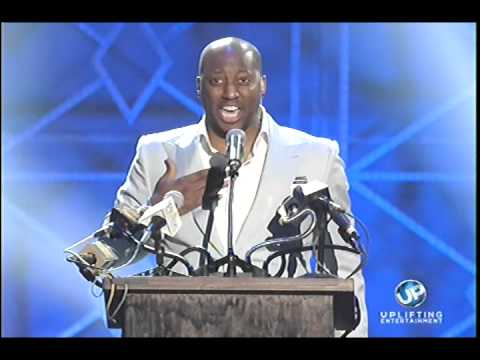 2014 Stellar Awards – Isaac Carree Clean This House (Live Scandal Version)