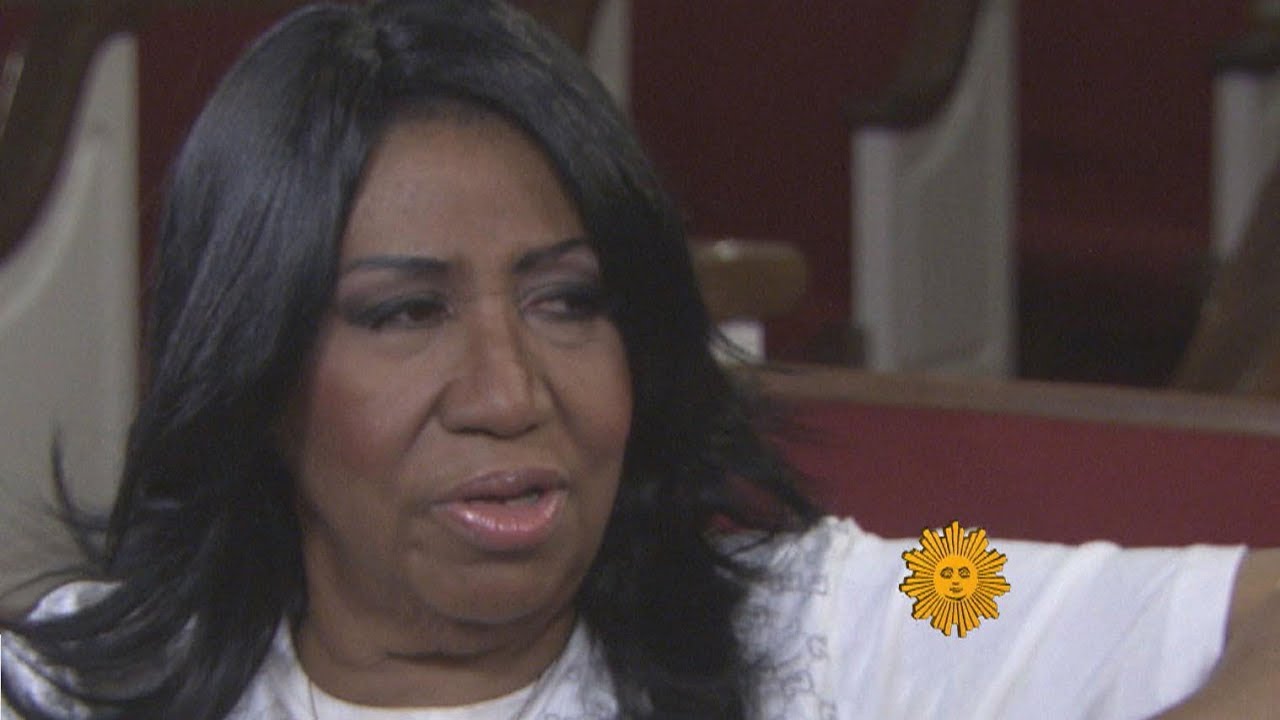 Aretha Franklin revisits church and childhood home in Detroit